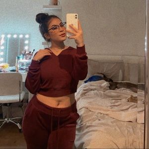 Meet your Posher, Stephany